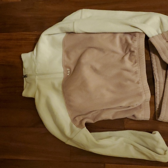 Abercrombie kids set - Picture 2 of 2